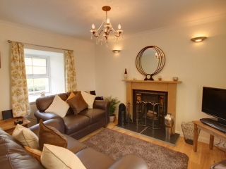 croft-house-glendale-skye-self-catering-lounge